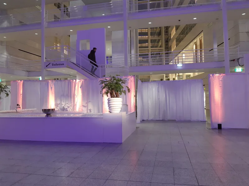 Pipe & Drapes in het Atrium