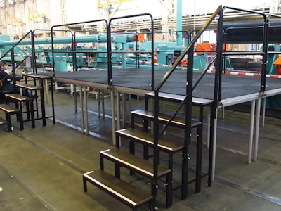 Trap bij platform