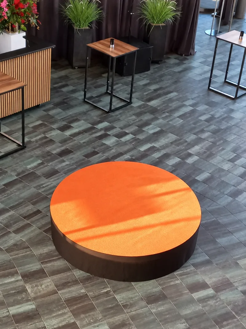 Rond podium bij Madurodam