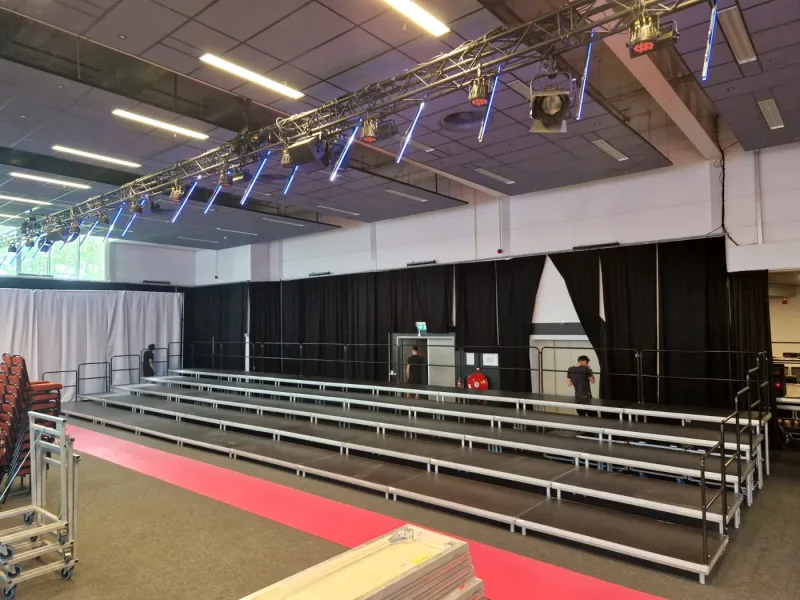 Tribune voor bedrijfsevenement in Amsterdam